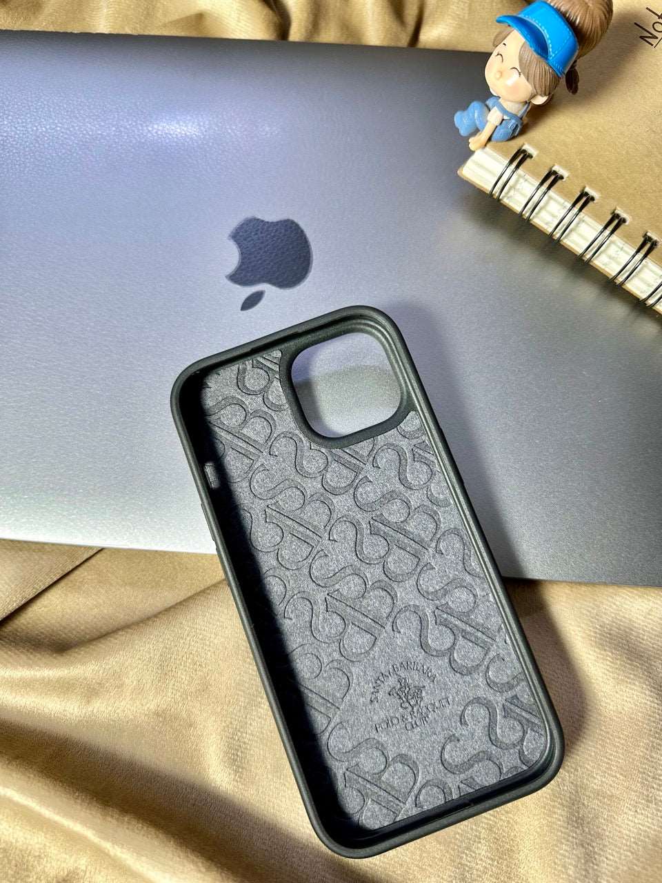 Apple iPhone 15 Santa Barbara Polo & Racquet Club ® Luxury Savana Series Leather Case for iPhone 15 - Tiger