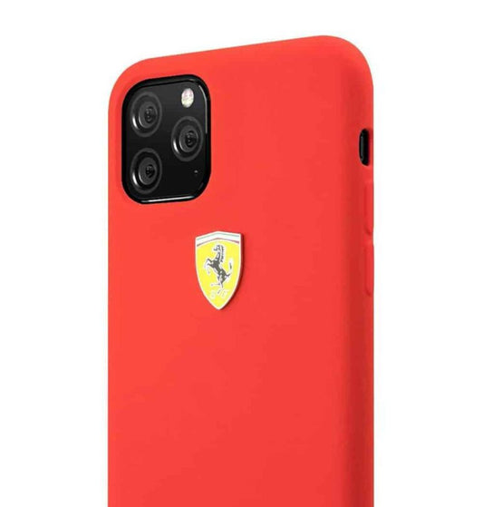 Ferrari FESSIHCN65R Scuderia Silicone Case with Logo Shield for iPhone 16 Pro (Red)